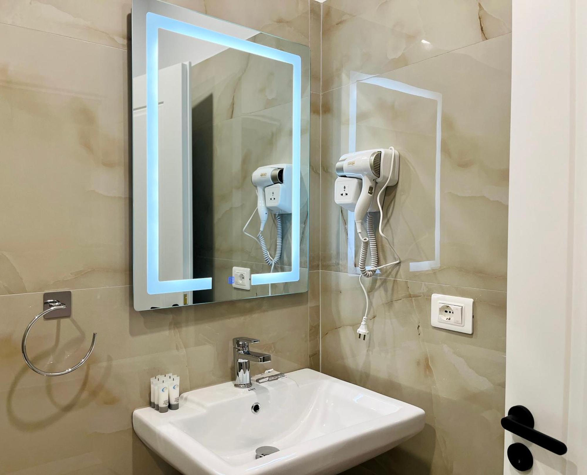 Mili Hotel Berat Exteriér fotografie